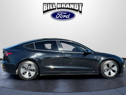 Used 2021 Tesla Model 3 Standard Range Plus RWD image 2