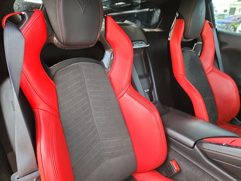 Used 2023 Chevrolet Corvette Stingray Premium Cpe w/ Z51 Performance Package RWD image 9