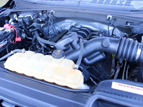 Used 2017 Ford F150 XLT image 22