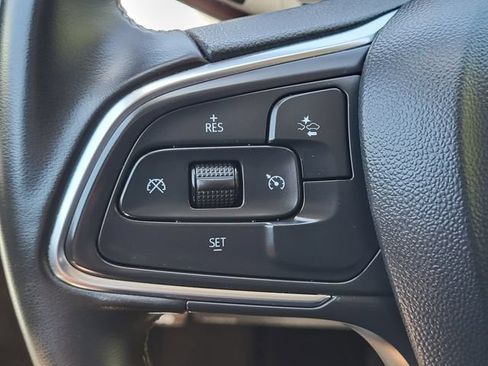Used 2025 Buick Encore GX Preferred FWD image 12
