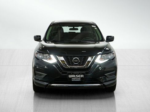 Used 2018 Nissan Rogue S image 8