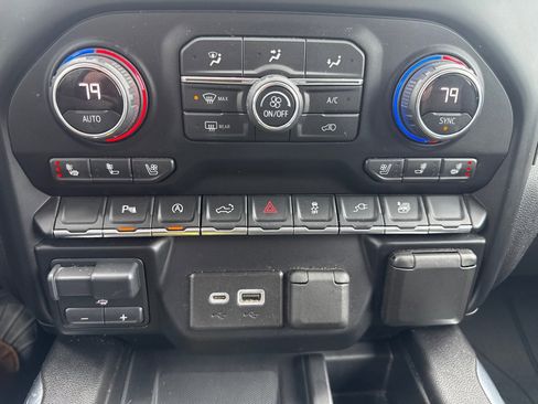 Used 2020 Chevrolet Silverado 1500 LTZ w/ LTZ Plus Package image 33