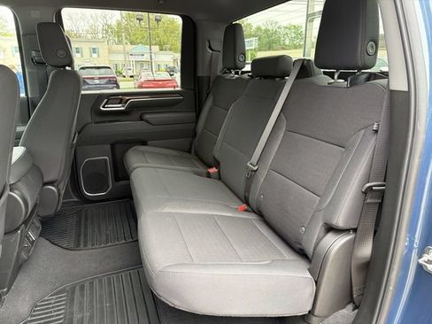 Used 2025 Chevrolet Silverado 2500 LT w/ Convenience Package AWD/4WD image 24
