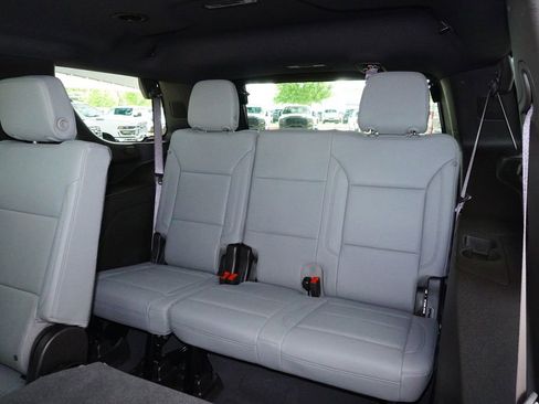 Used 2025 Chevrolet Tahoe LT w/ Comfort Package image 30