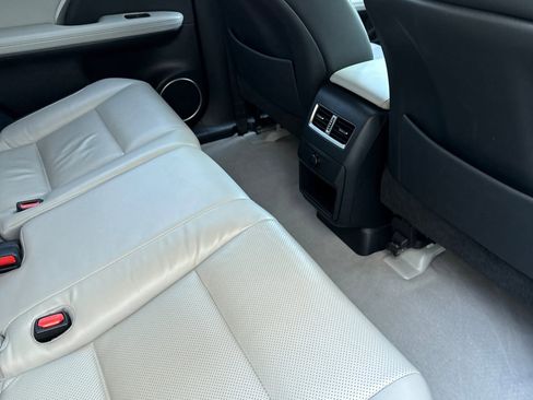 Used 2019 Lexus RX 450h AWD w/ Navigation Package image 30