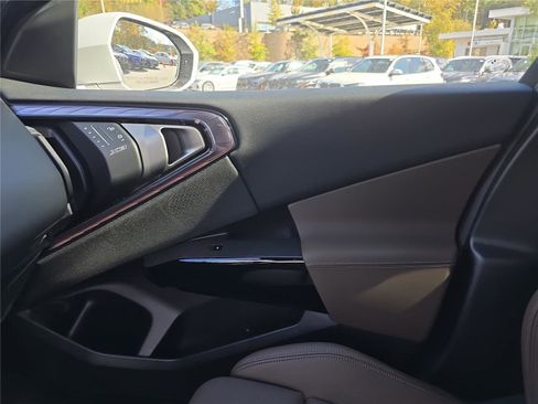 New 2026 BMW X3 xDrive30 w/ Convenience Package image 25