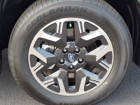 Certified 2025 Subaru Forester w/ Convenience Package #2 image 10