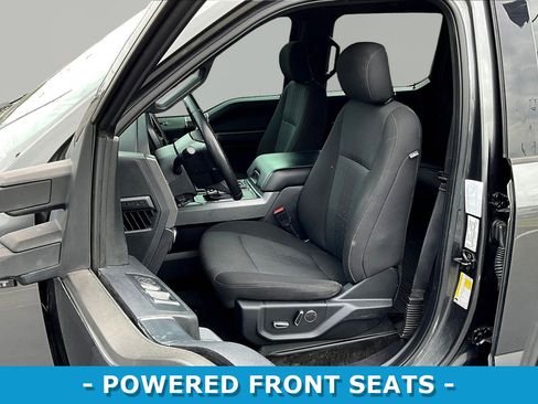 Used 2018 Ford F150 XLT w/ Equipment Group 302A Luxury AWD/4WD image 22