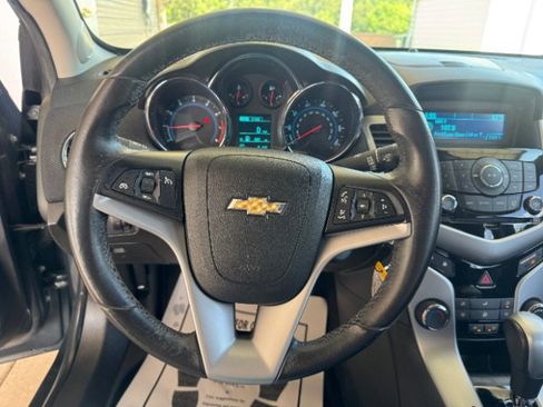 Used 2013 Chevrolet Cruze LT w/ RS Package FWD image 10