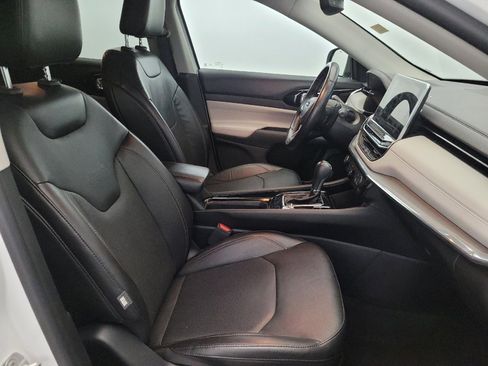 Used 2022 Jeep Compass Limited image 21