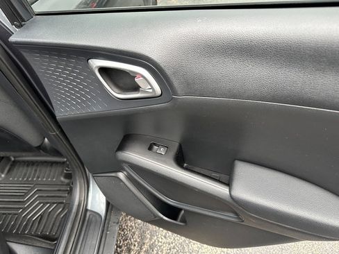 Used 2021 Kia Soul S FWD image 26