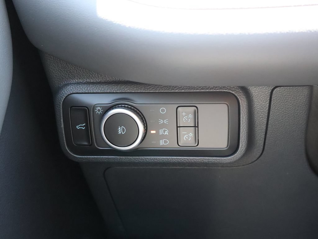 New 2026 Ford Explorer Active w/ Active Comfort Package AWD/4WD image 34