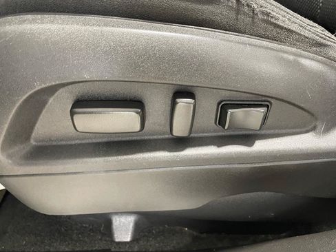 Used 2017 Chevrolet Equinox LT w/ Convenience Package FWD image 11