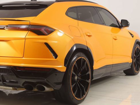 Used 2021 Lamborghini Urus image 70