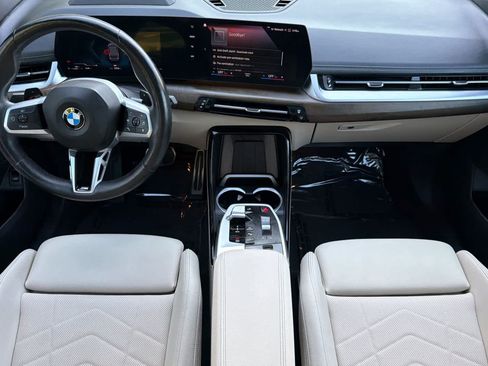 Used 2023 BMW X1 xDrive28i w/ Premium Package AWD/4WD image 3