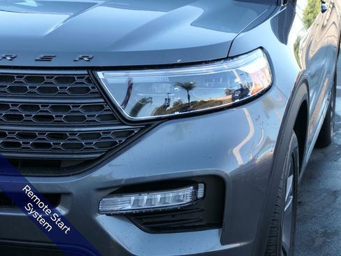 Used 2022 Ford Explorer XLT w/ Equipment Group 202A image 10