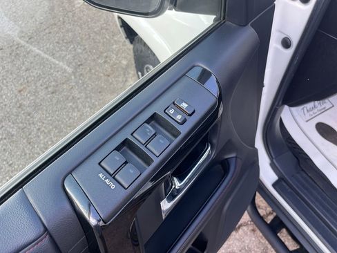 Used 2022 Toyota 4Runner TRD Off-Road Premium image 13
