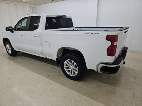 Used 2023 Chevrolet Silverado 1500 LT AWD/4WD image 14