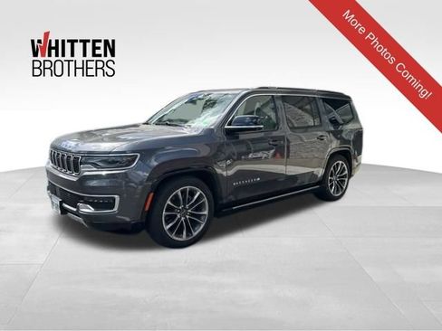 Used 2024 Jeep Wagoneer Series III w/ Premium Group I AWD/4WD image 1
