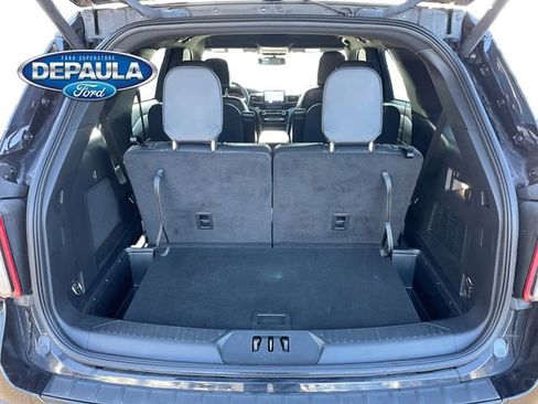 Used 2022 Ford Explorer ST-Line w/ Class IV Trailer Tow Package image 6