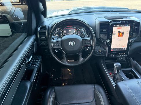 Used 2022 RAM 1500 Laramie AWD/4WD image 14