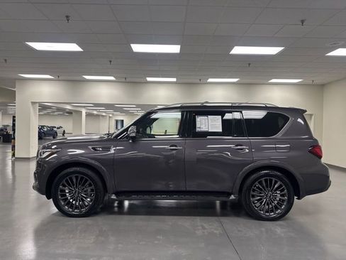 Used 2024 INFINITI QX80 Sensory w/ Cargo Package image 4