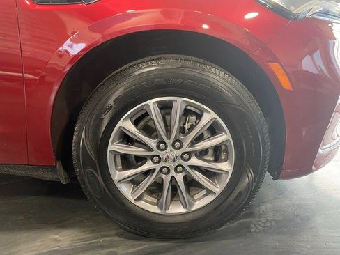 Used 2024 Buick Enclave Premium image 12