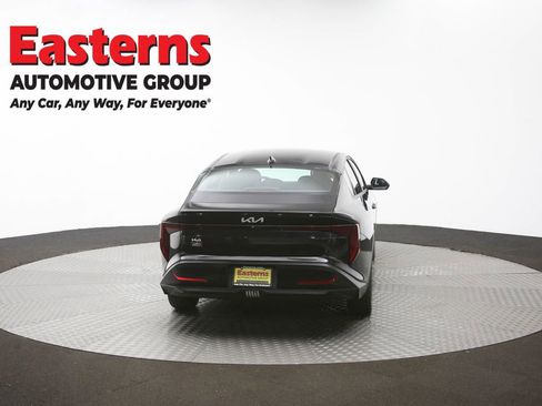 Used 2025 Kia K4 LXS image 37