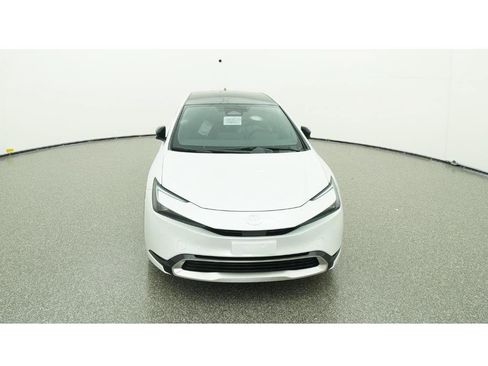 New 2026 Toyota Prius Plug-In Hybrid FWD image 15
