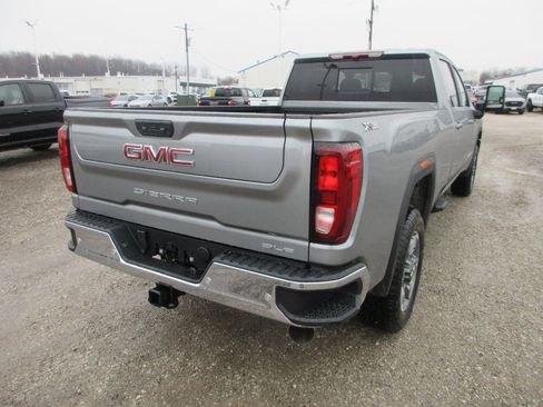 New 2026 GMC Sierra 3500 SLE image 4