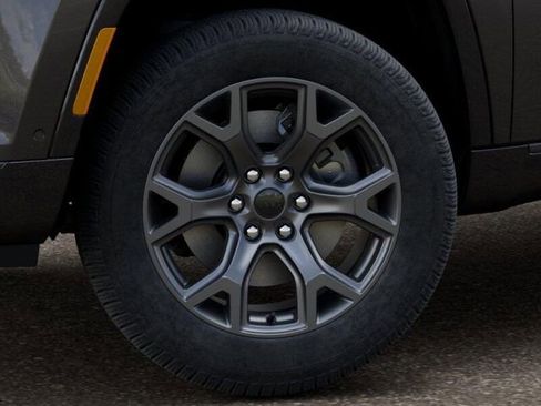 New 2026 Jeep Grand Wagoneer Limited AWD/4WD image 4
