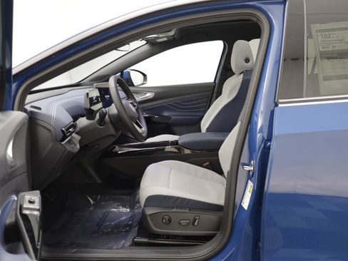 New 2026 Volkswagen ID.4 Pro S image 5