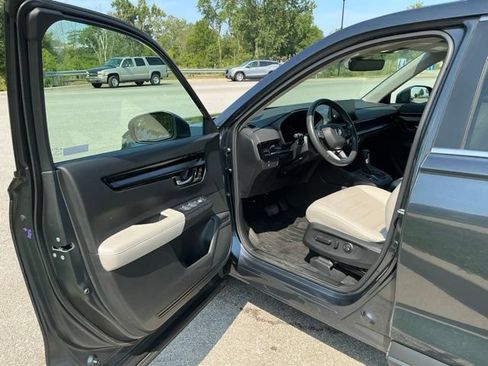 Used 2024 Honda CR-V EX-L image 14