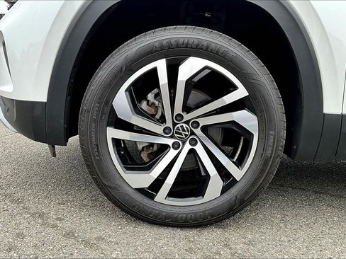 Used 2023 Volkswagen Atlas SEL image 9