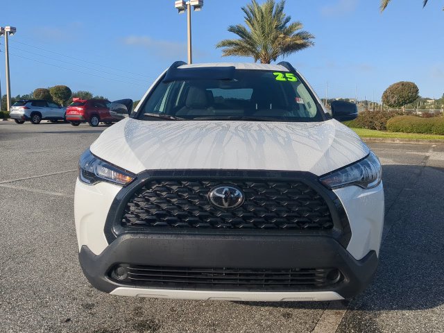 Certified 2025 Toyota Corolla Cross LE FWD image 9