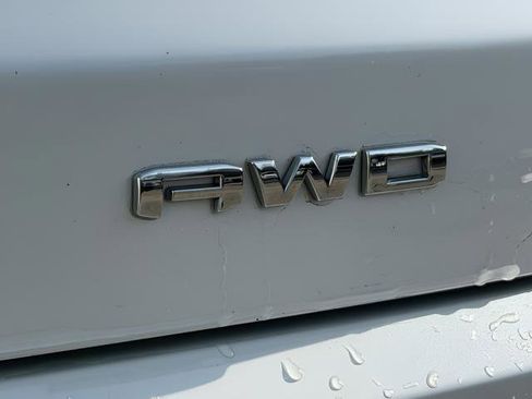 Used 2022 GMC Acadia Denali w/ Denali Ultimate Package image 59