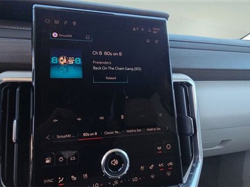 New 2026 GMC Acadia Denali image 10