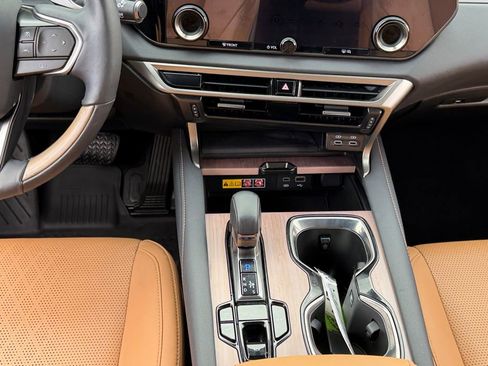 Certified 2023 Lexus RX 350 w/ Accessory Package (2T) image 13