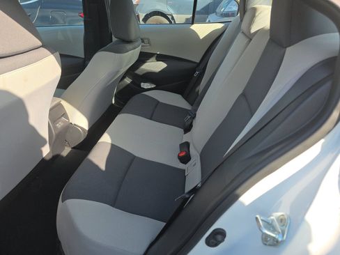 Used 2025 Toyota Corolla LE FWD image 13