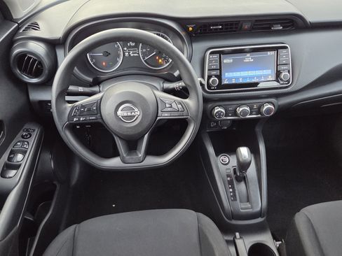 Used 2023 Nissan Kicks S image 12