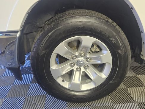 Used 2022 RAM 1500 Laramie AWD/4WD image 10