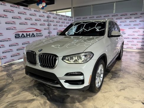 Used 2021 BMW X3 xDrive30e w/ Convenience Package AWD/4WD image 2
