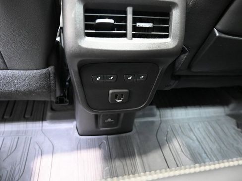 Used 2024 GMC Terrain Denali w/ Denali Premium Package image 26