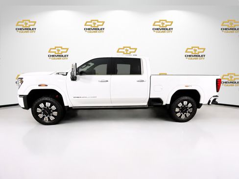 Used 2024 GMC Sierra 2500 Denali w/ Denali Reserve Package image 4