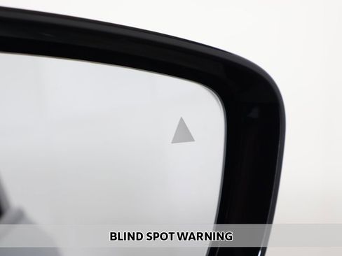 Used 2024 BMW M3 Competition AWD/4WD image 7