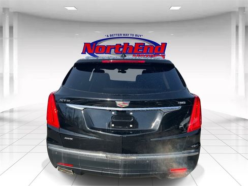 Used 2017 Cadillac XT5 Luxury image 4