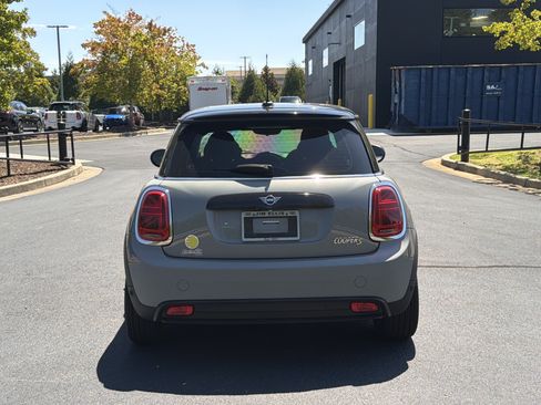Used 2023 MINI Cooper SE FWD image 13