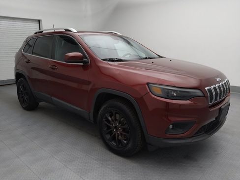 Used 2019 Jeep Cherokee Latitude Plus w/ Cold Weather Group AWD/4WD image 11
