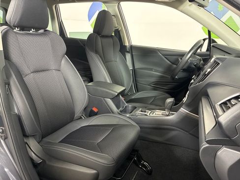 Used 2023 Subaru Forester Premium image 36