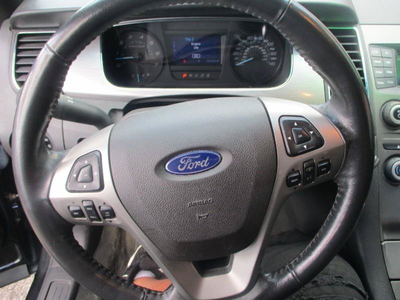 Used 2013 Ford Taurus SEL FWD image 12